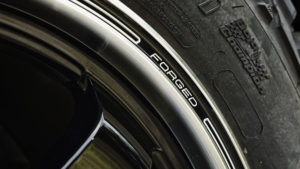 RAYS」鍛造加工がもたらす高い堅牢性と軽さを楽しむ「VOLK RAYS」鍛造加工がもたらす高い堅牢性と軽さを楽しむ「VOLK