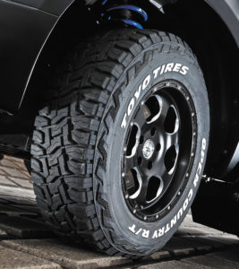 TOYO TIRES」OPEN COUNTRY R/Tのホワイトレター採用サイズをさらに拡充