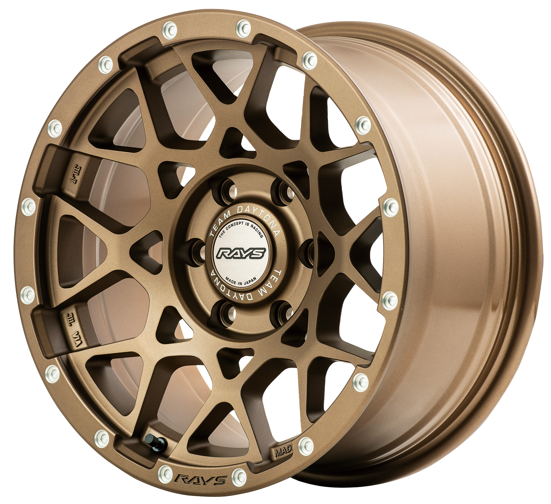 ランクルプラドRAYS TEAM DAYTONA Dデイトナ ホイール RAYSの「TEAM DAYTONA」は、 ランクル プラドの足元で、オンと