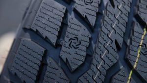 TOYO TIRES】M/T系スタッドレスタイヤのガチの実力「OBSERVE W/ T-R」｜LETS GO 4WD WEB