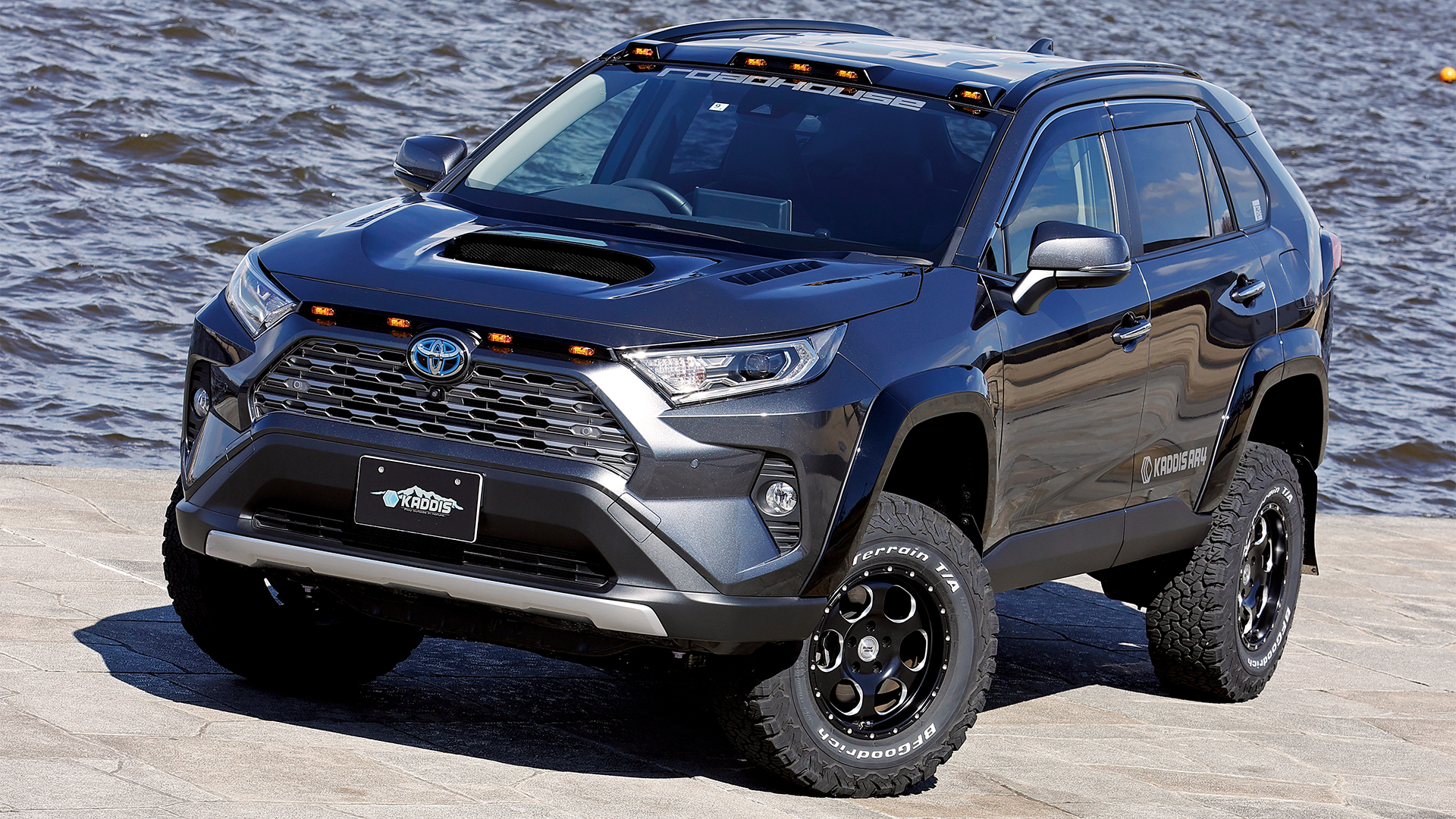 ROAD HOUSE】培ったノウハウを基にミドルSUVをカスタム｜LETS GO 4WD WEB