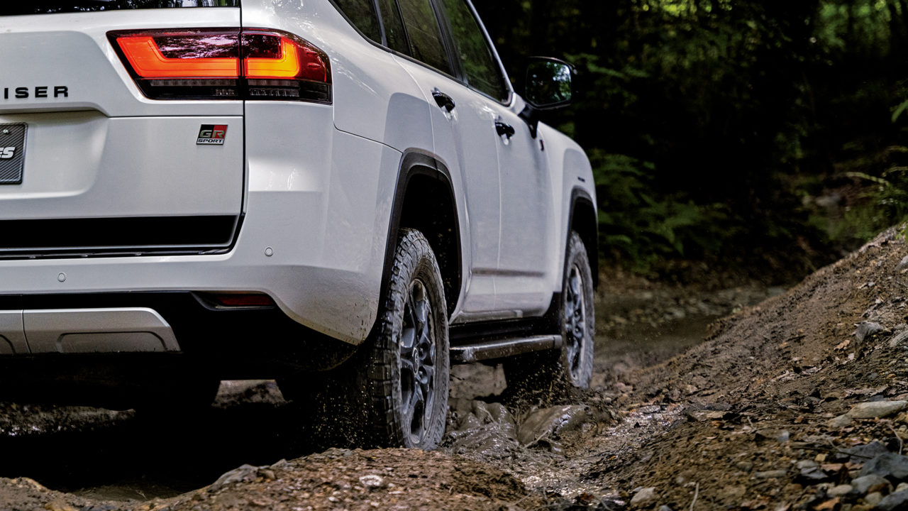 【TOYO TIRES】ランドクルーザーにはオプカン一択！活動範囲が大きく拡大！｜LETS GO 4WD WEB