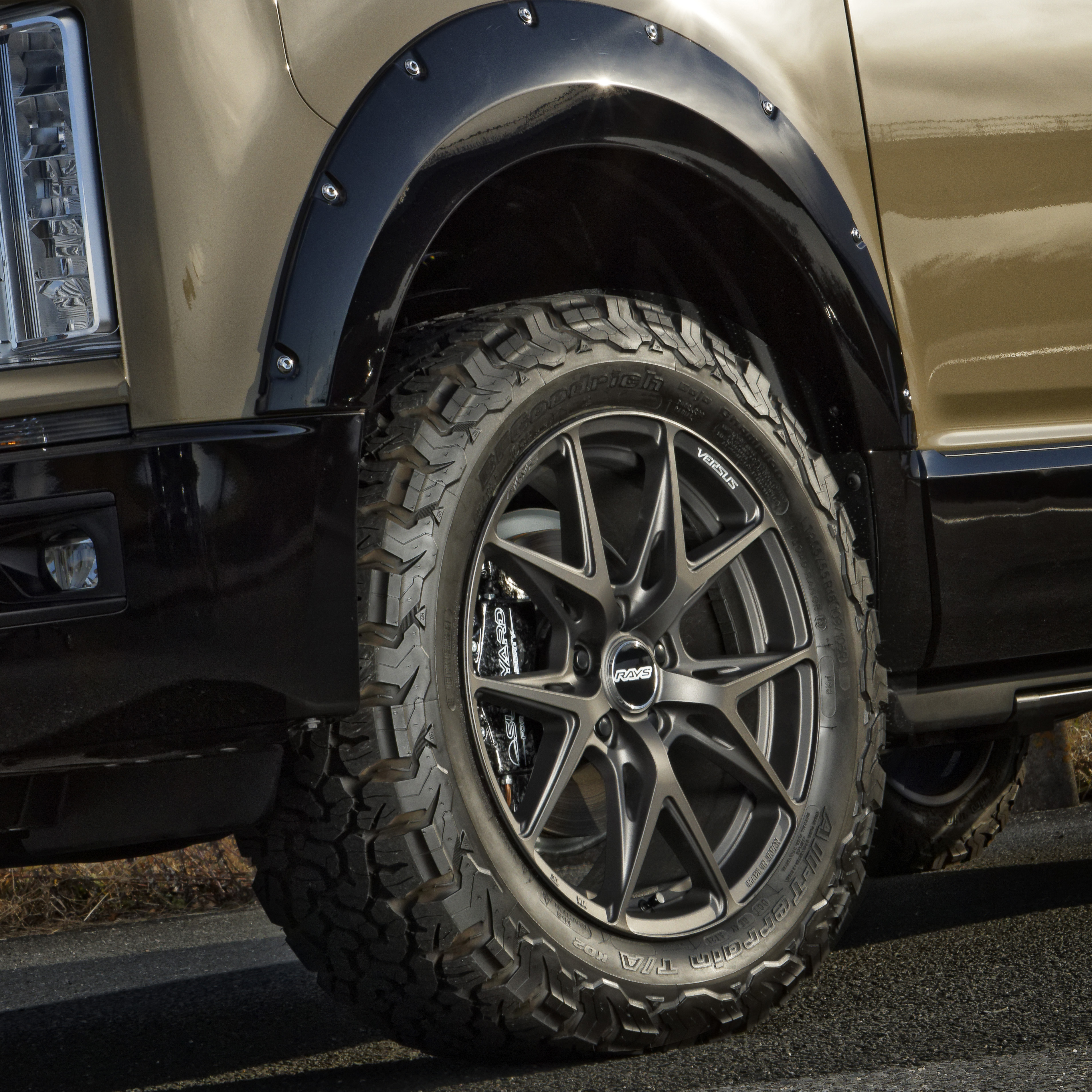 RAYS VV21S 18×8J 114.3 45 ナンカン215 35 18 RAYS VV21S 18×8J 114.3 45 ナンカン215 35 18 RAYS VV21S 18×8J 114.3