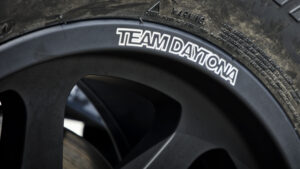 RAYS】37インチを履きこなすカスタムサイズの魅力「TEAM DAYTONA D108」｜LETS GO 4WD WEB