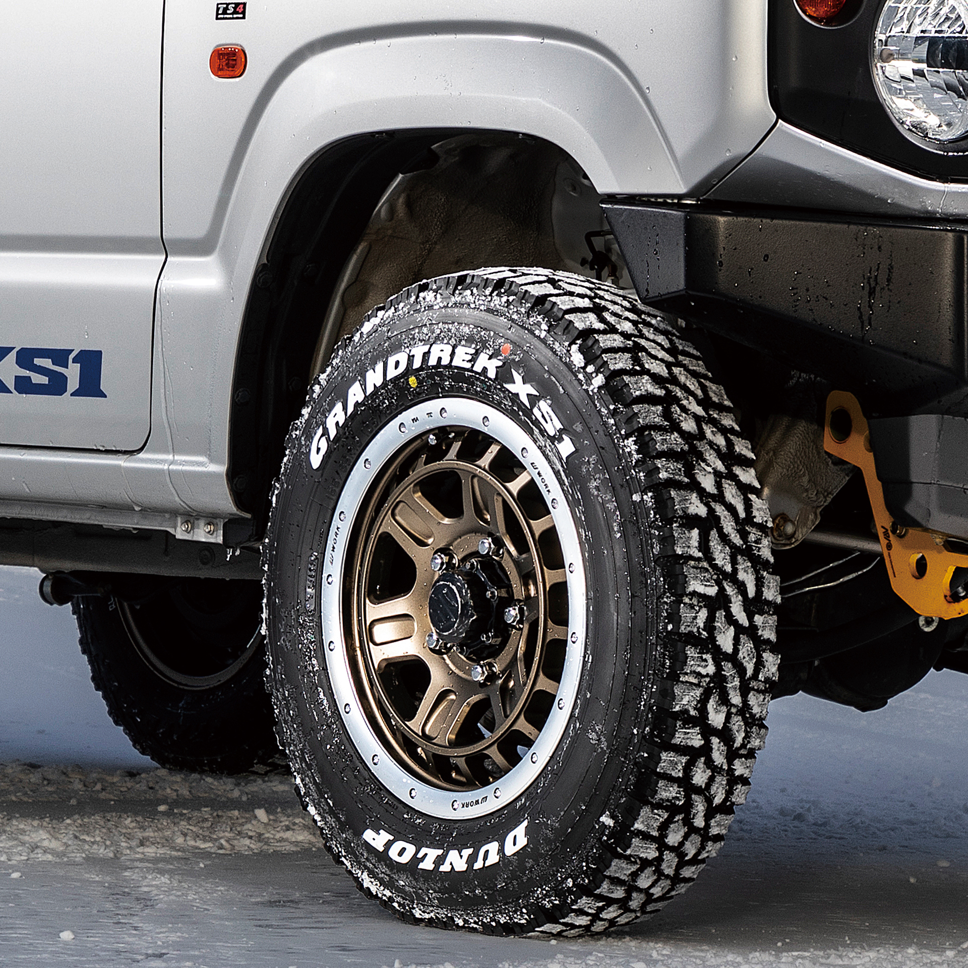 DUNLOP】愛される4WD・SUV専用タイヤ!高い信頼性と総合性能を DUNLOP】愛される4WD・SUV専用タイヤ!高い信頼性と総合性能を