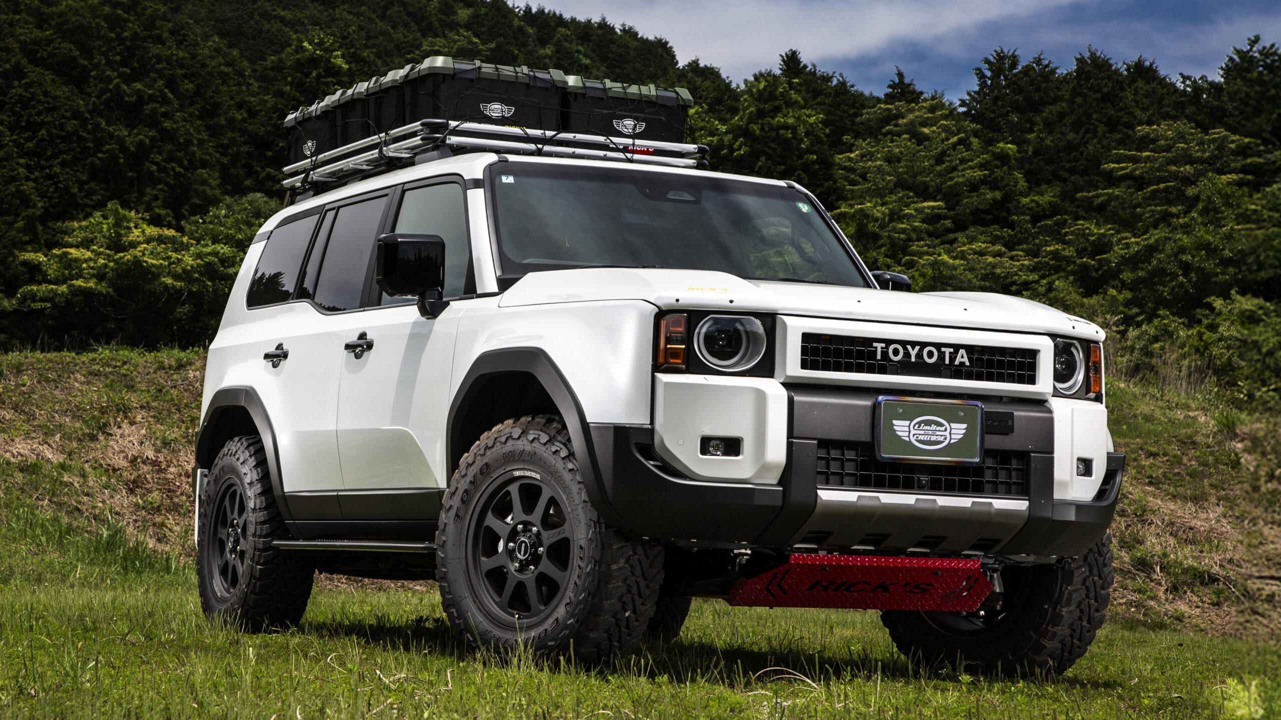 LIMITED CHITOSE】自動車メーカー用品クオリティをカスタム