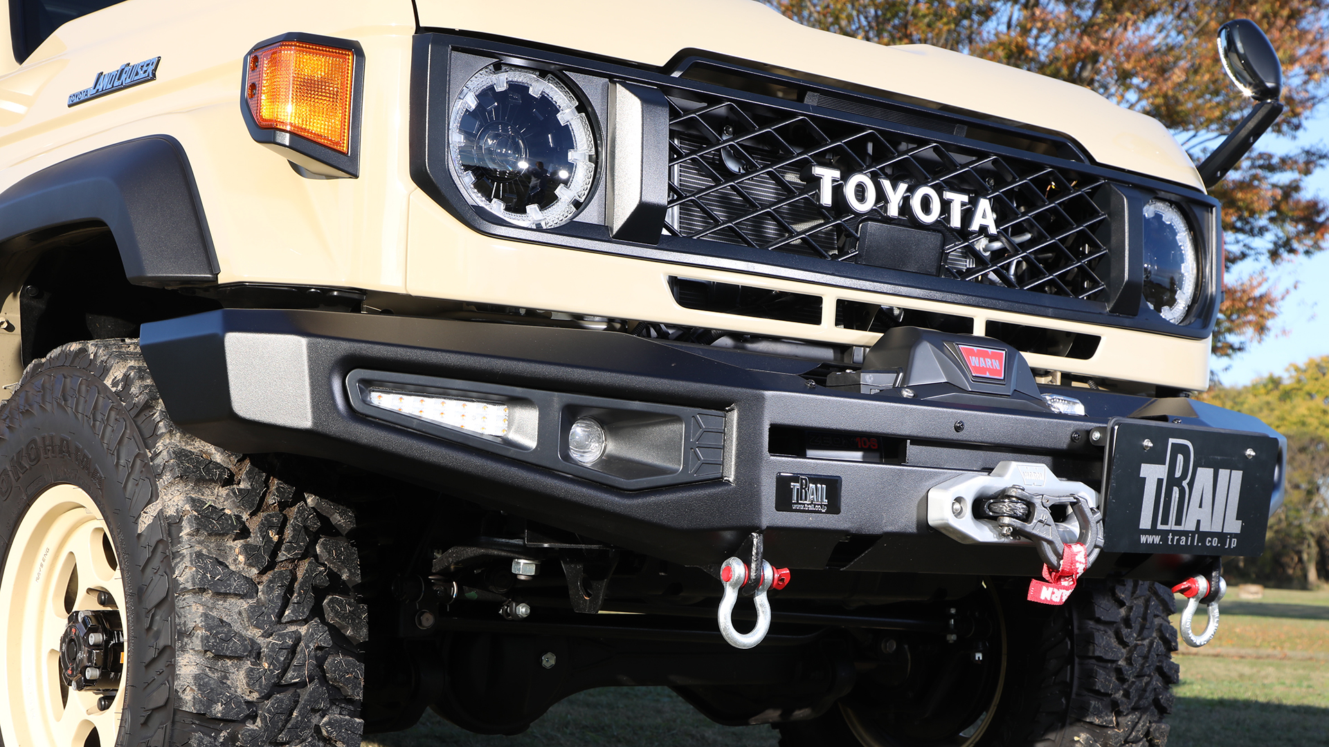 TRAIL/WARN】充実した装備と本格的な機能を備えた専用設計アイテムを