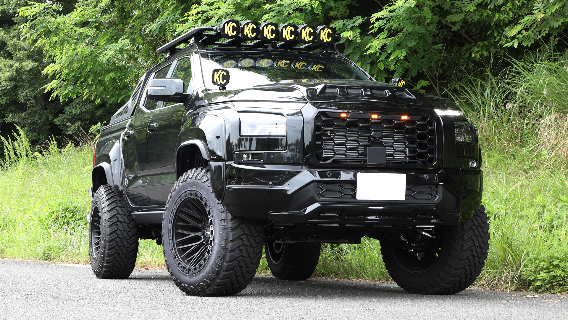 ハイラックス GUN125 バックステップ 格納式 角度調整可能