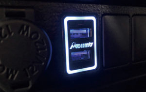 エムクライム USBポートスイッチカバー パーツ画像