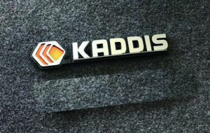 KADDIS エンブレム オレンジ パーツ画像