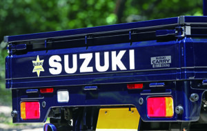 SUZUKI あおりドアシール パーツ画像