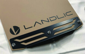 LANDLIC　汎用マッドフラップ　サンドベージュ パーツ画像