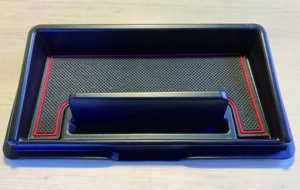 ダッシュボードトレイ　モバイルスタンド　ラバーマット2色付き パーツ画像