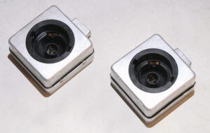 LOUD　HID　D1K　ソケット パーツ画像