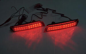 LEDリアバンパーライトリフレクター パーツ画像