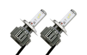 H4　Hi Lo入り替えLEDバルブ パーツ画像