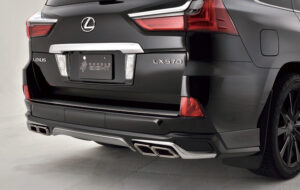 LX570 DOUBLE EIGHT スクエアマフラー（サイレントver.） パーツ画像