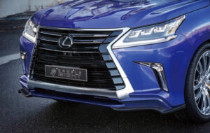 LX570 DOUBLE EIGHT フロントフラップスポイラー パーツ画像
