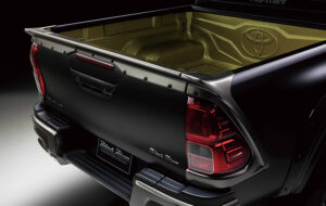 WALD SPORTS LINE BB EDITION リアゲートスポイラー パーツ画像