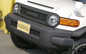 FJクルーザー　バンパー　LINE-X塗装 パーツ画像