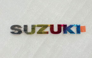 OGB チタン風エンブレム　SUZUKI パーツ画像