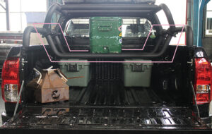 ハイラックス　ロールバーVer.2用セパレートバー パーツ画像