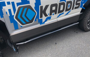 ＫＡＤＤＩＳ　サイドステップナナロクサンブラック パーツ画像