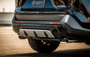 RAV4 リアバンパースキッド 未塗装品 ダブルエイト パーツ画像