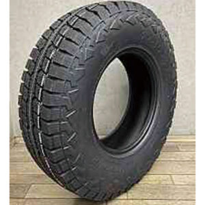 TOYO スタッドレスタイヤ 235/85R16 パーツ画像