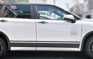 アートシートNEOハーフグロス サイドパネルライン 三菱 アウトランダーPHEV パーツ画像