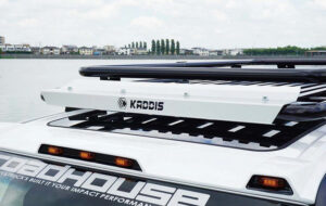 KADDIS ルーフキャリア用ディフレクター パーツ画像