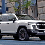 【WORK】ランドクルーザー300の性能をフルに発揮できるホイールとして18インチワンサイズでリリース「CRAG LCG」