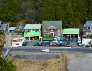 フェニックスオート店舗画像